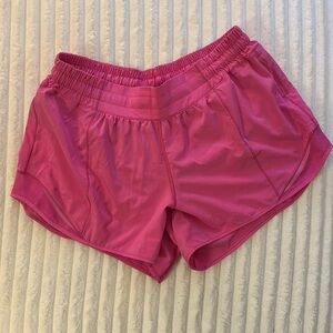 Lululemon shorty Hot Low-Rise Shorts